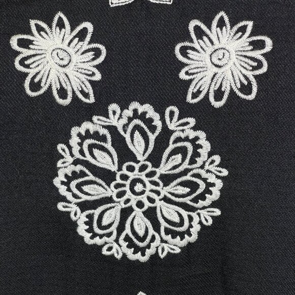 THML Shift Dress Embroidered Black White XS Sleeveless V-Neck - Picture 4 of 7